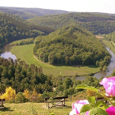 Gite De La Lavandiere A Ucimont Buitenkant foto