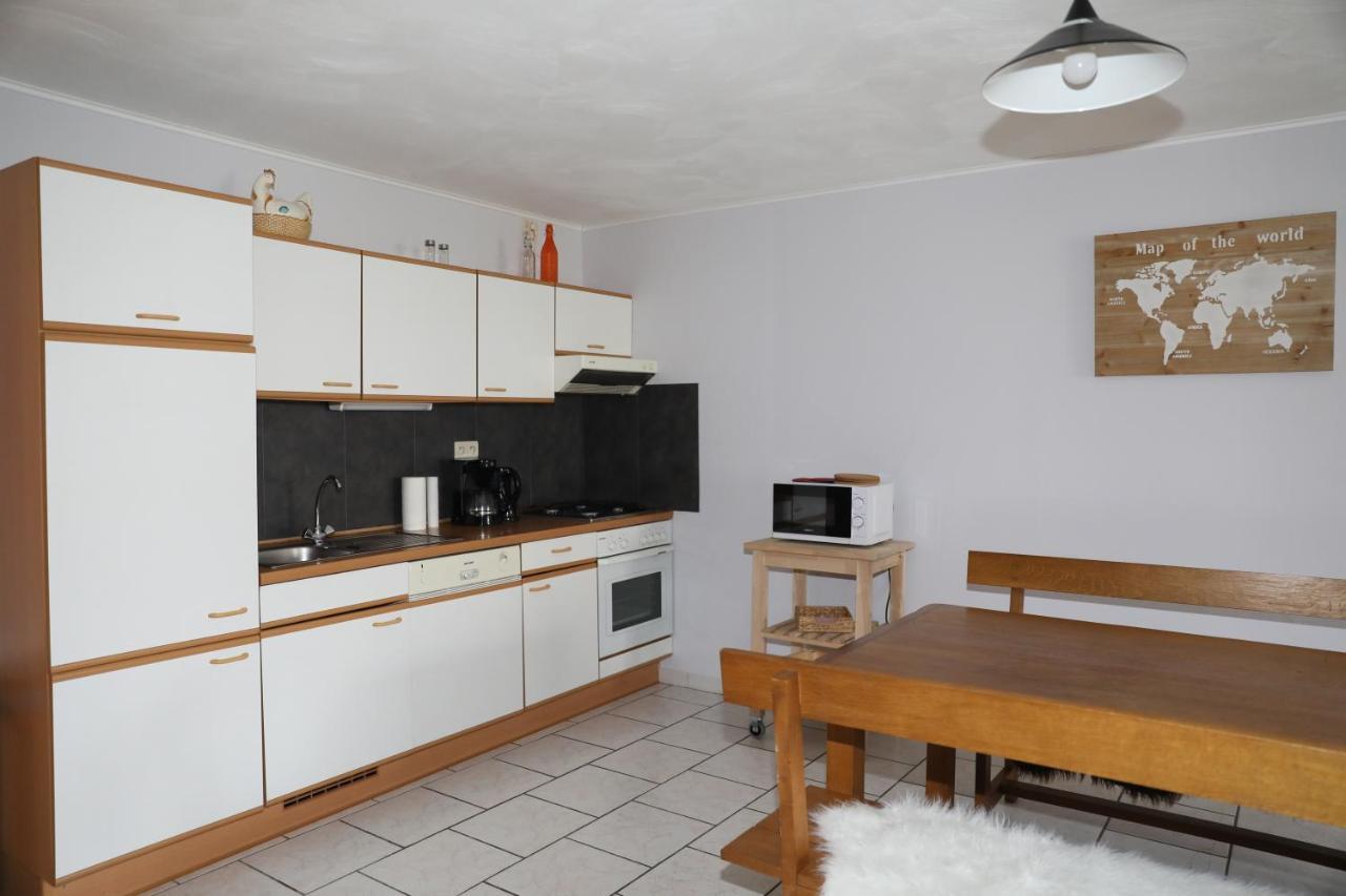 Gite De La Lavandiere A Ucimont Buitenkant foto